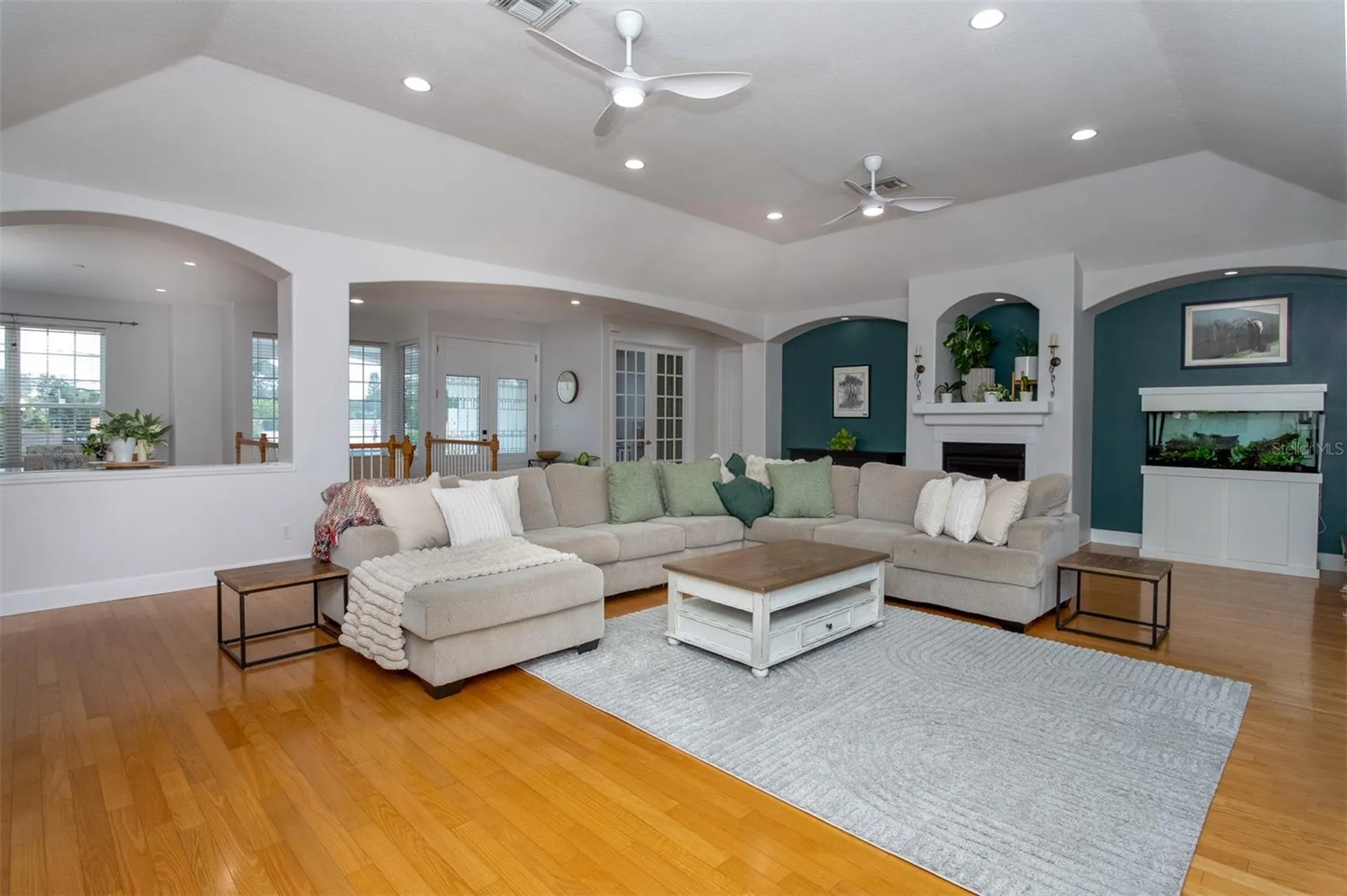 1605 Gulf Road Tarpon Springs FL 34689