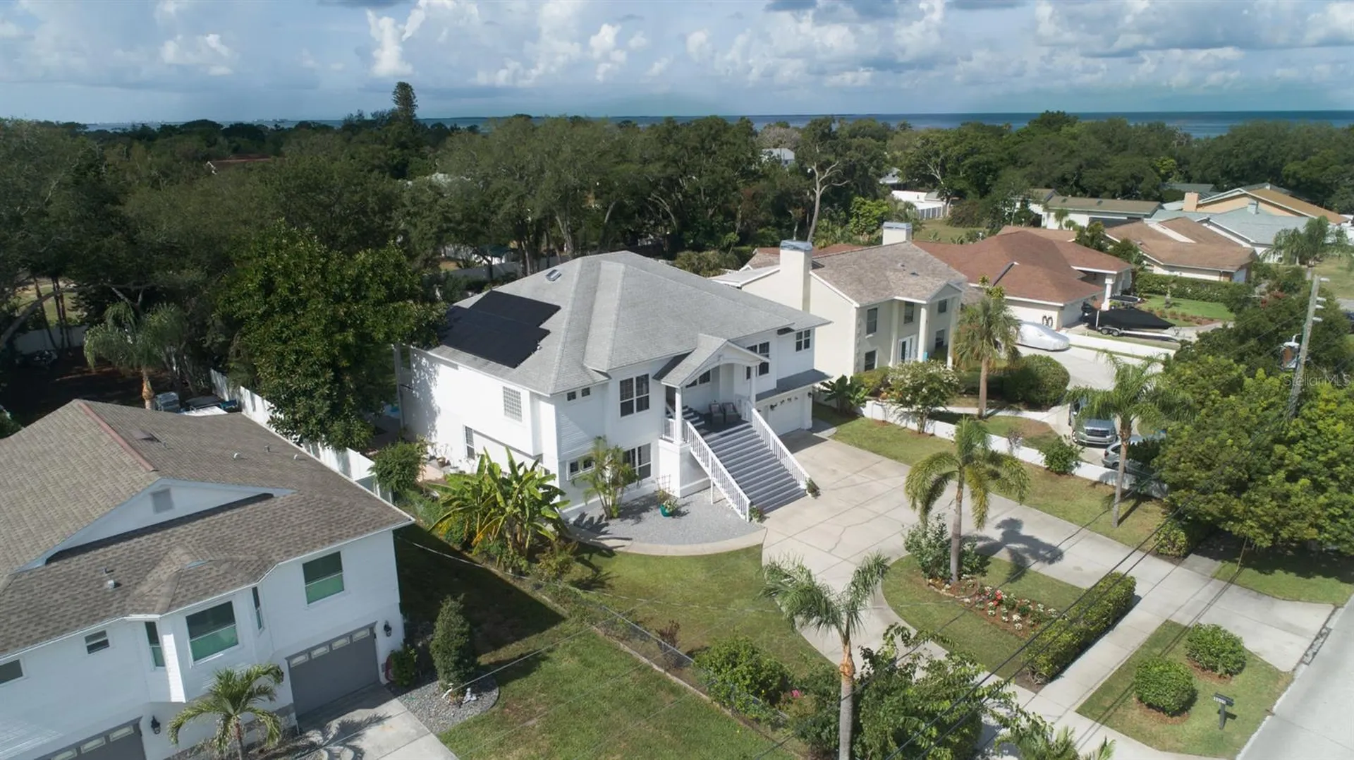 1605 Gulf Road Tarpon Springs FL 34689