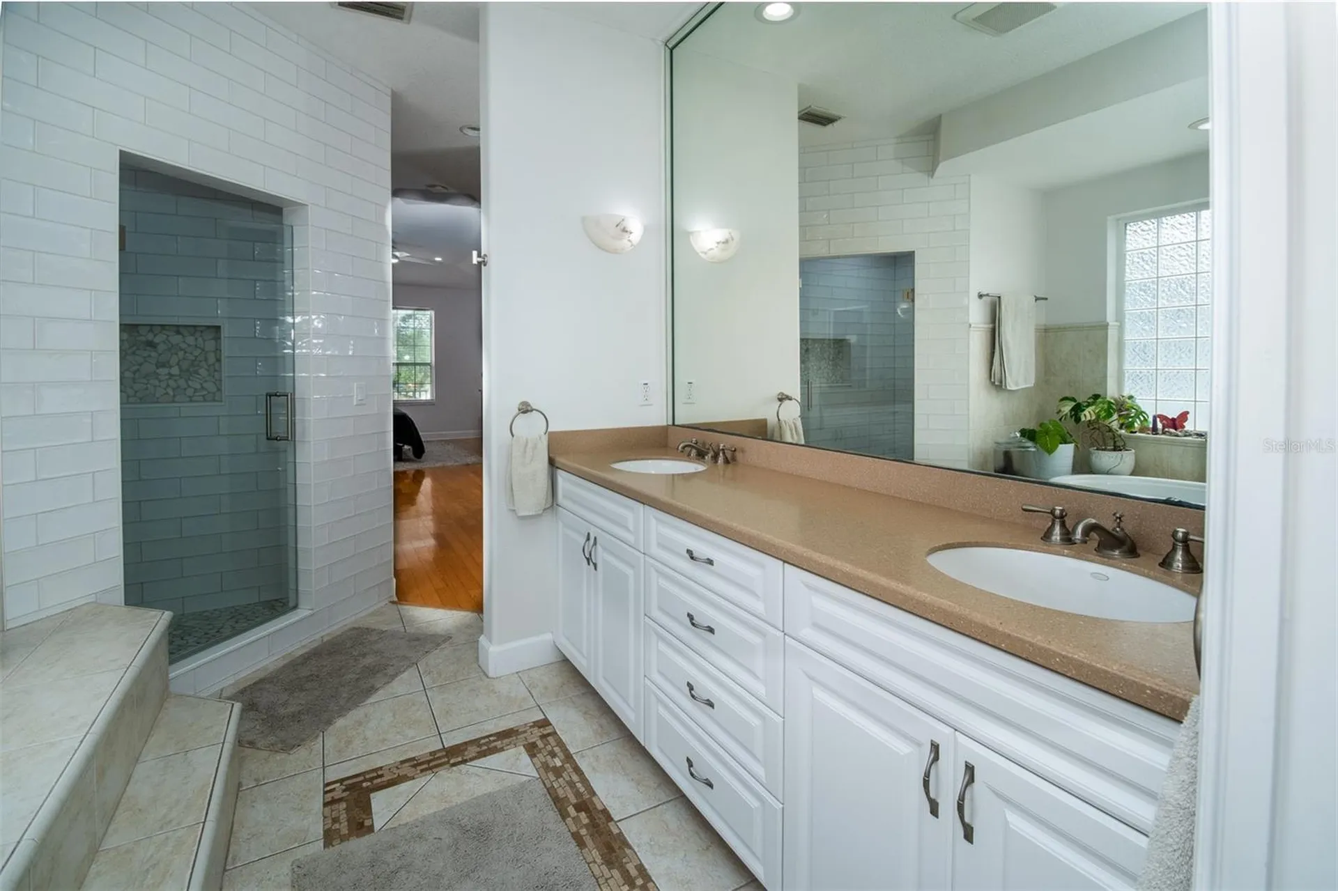 1605 Gulf Road Tarpon Springs FL 34689