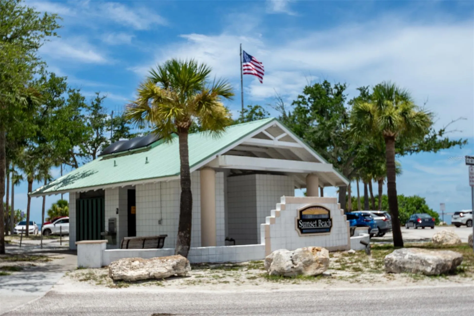1605 Gulf Road Tarpon Springs FL 34689