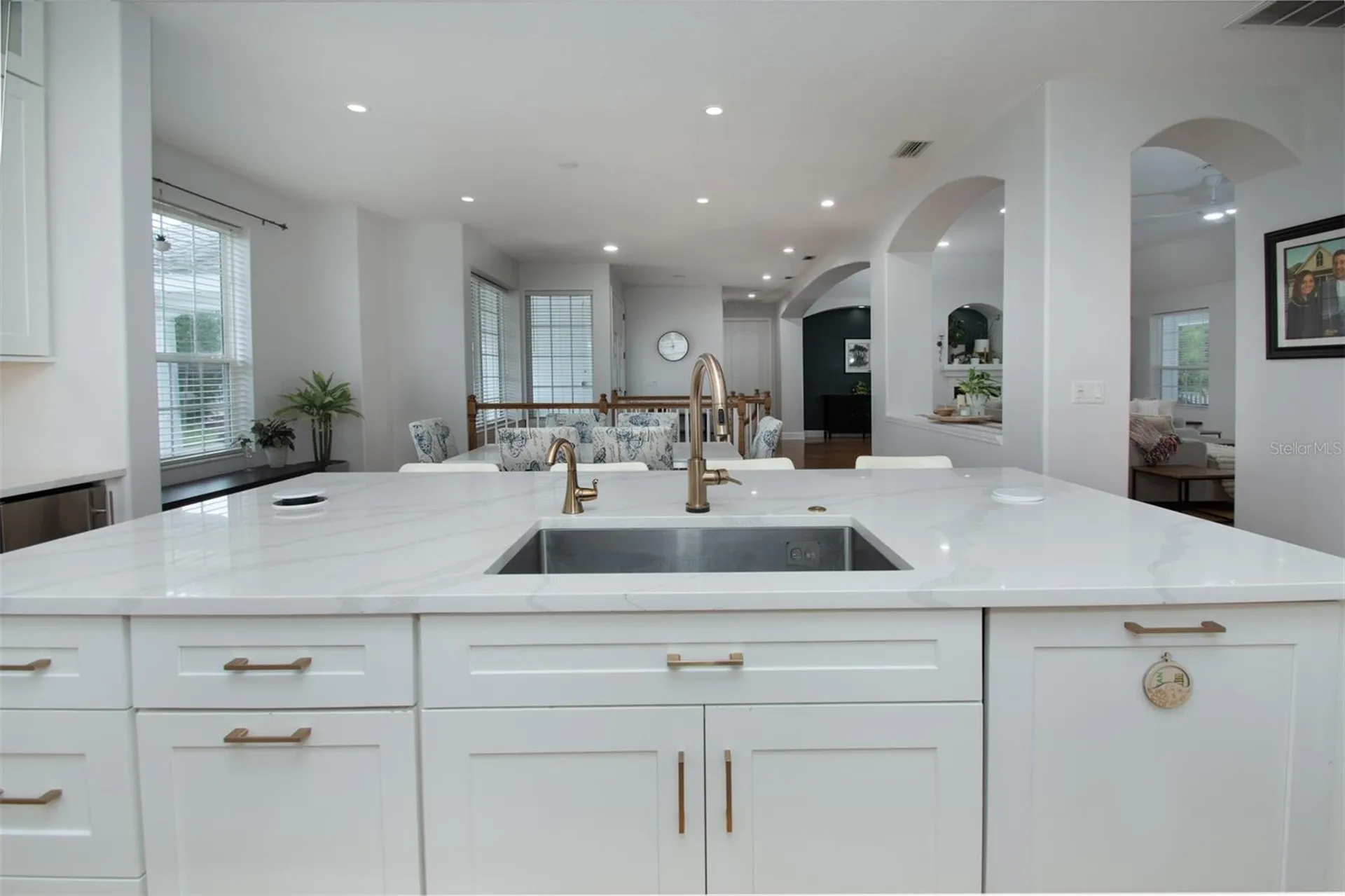 1605 Gulf Road Tarpon Springs FL 34689