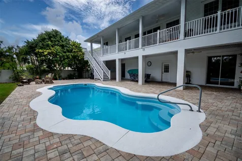 1605 Gulf Road Tarpon Springs FL 34689