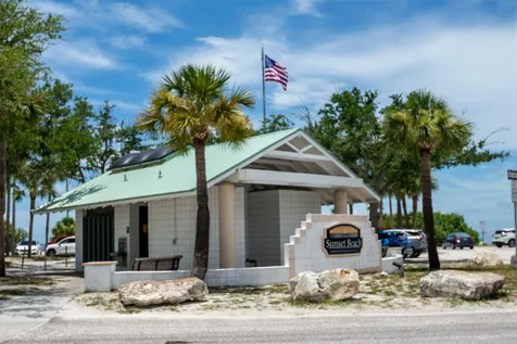 1605 Gulf Road Tarpon Springs FL 34689