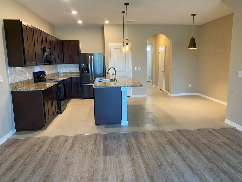 8642 Falling Blue Place Riverview FL 33578