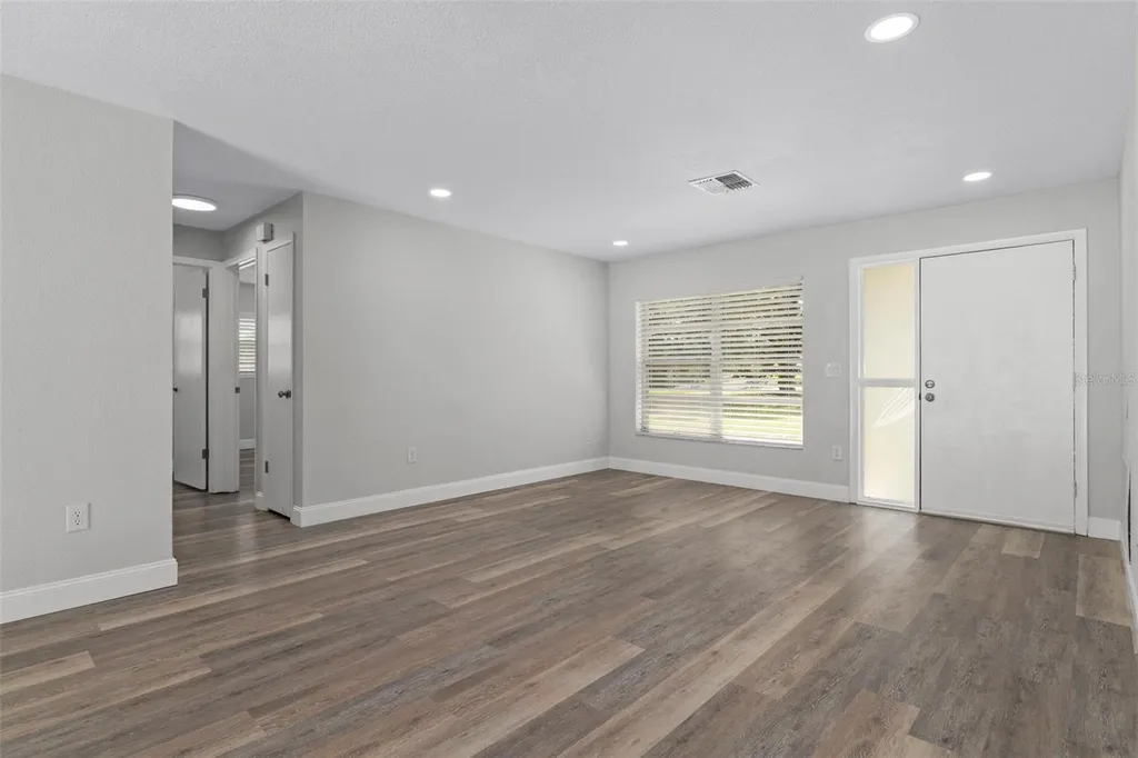 7335 Blackbird Avenue Weeki Wachee FL 34613