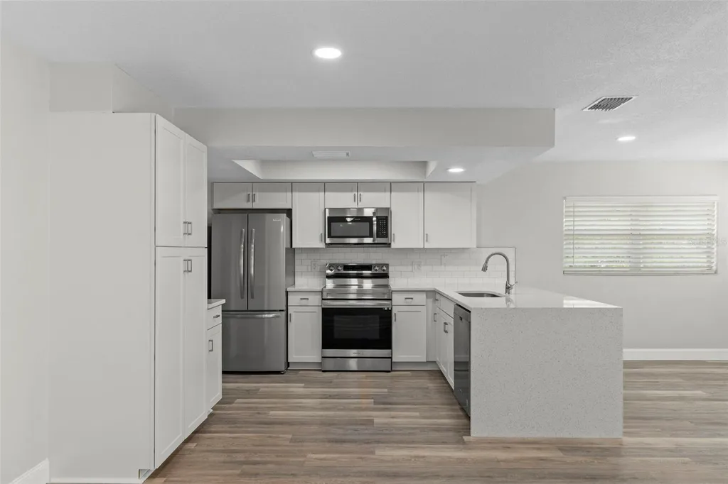 7335 Blackbird Avenue Weeki Wachee FL 34613