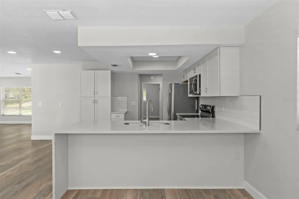 7335 Blackbird Avenue Weeki Wachee FL 34613