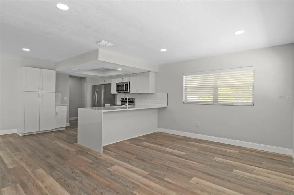 7335 Blackbird Avenue Weeki Wachee FL 34613