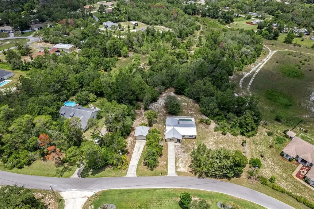 7335 Blackbird Avenue Weeki Wachee FL 34613