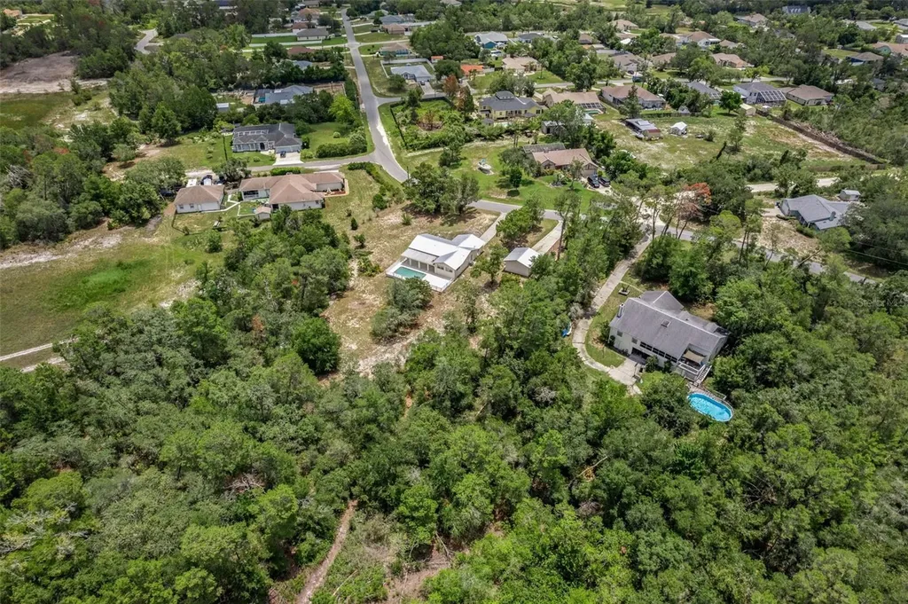 7335 Blackbird Avenue Weeki Wachee FL 34613