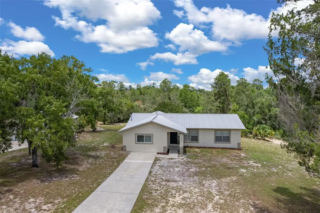 7335 Blackbird Avenue Weeki Wachee FL 34613