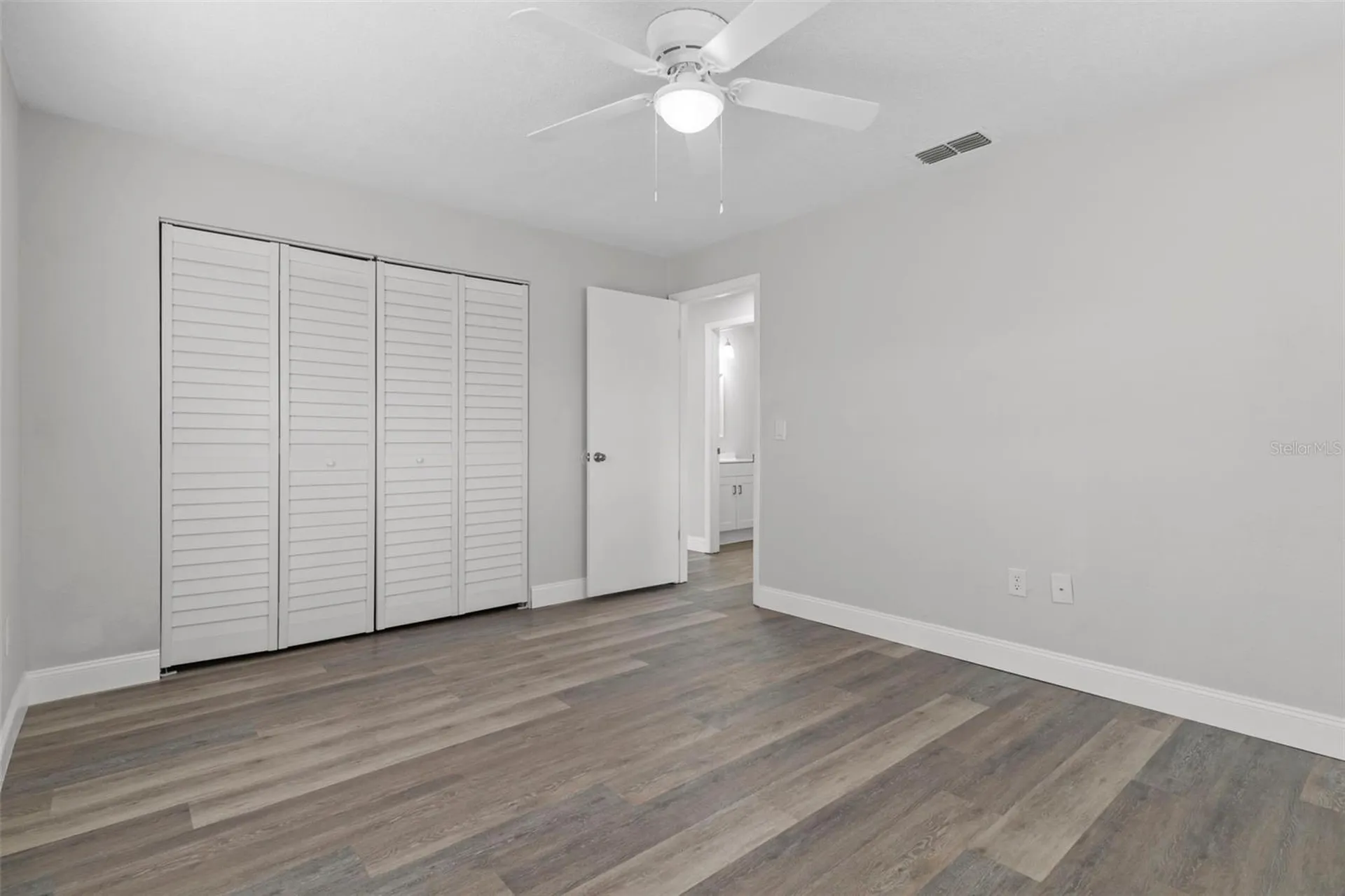 7335 Blackbird Avenue Weeki Wachee FL 34613