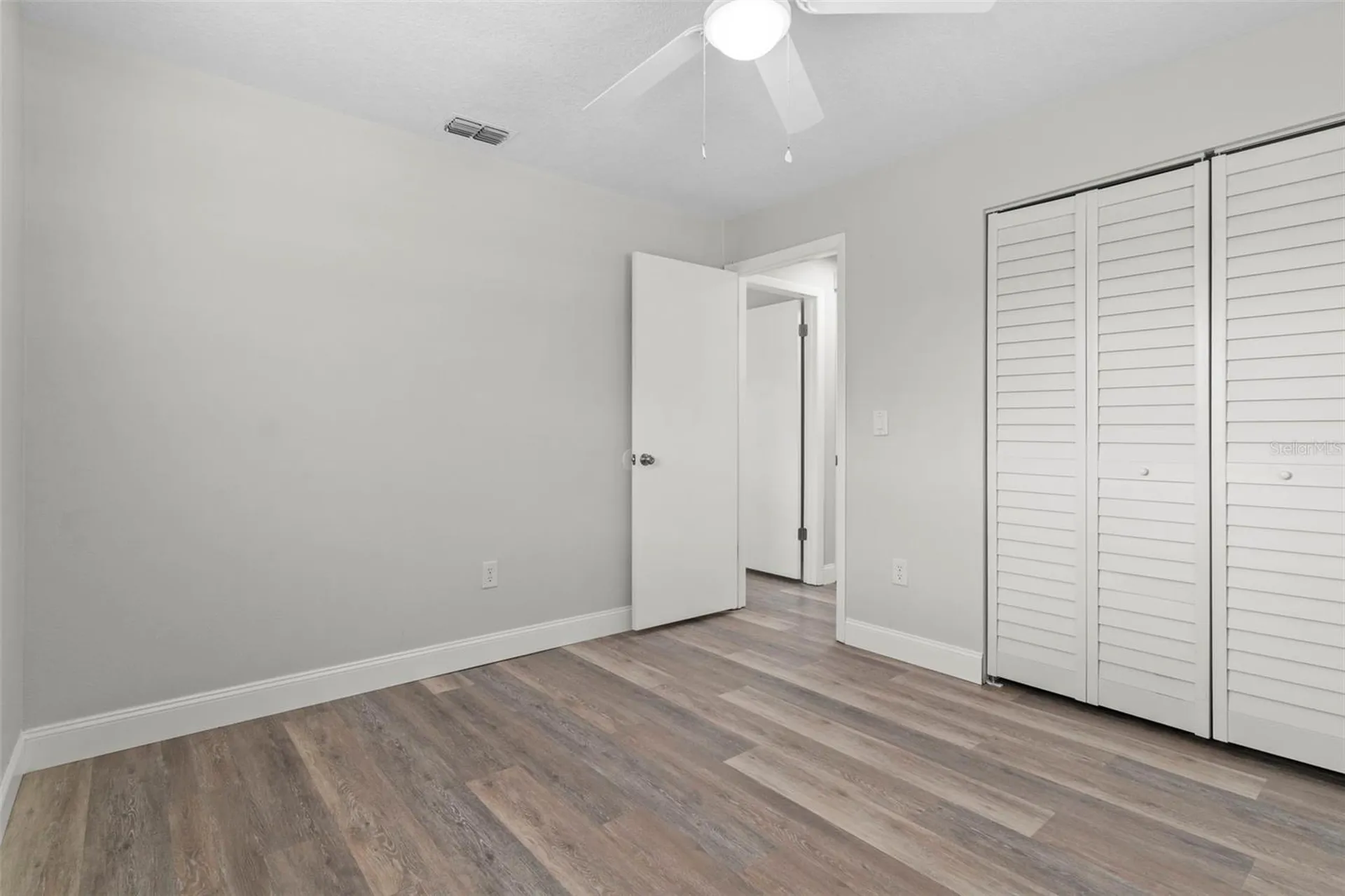 7335 Blackbird Avenue Weeki Wachee FL 34613