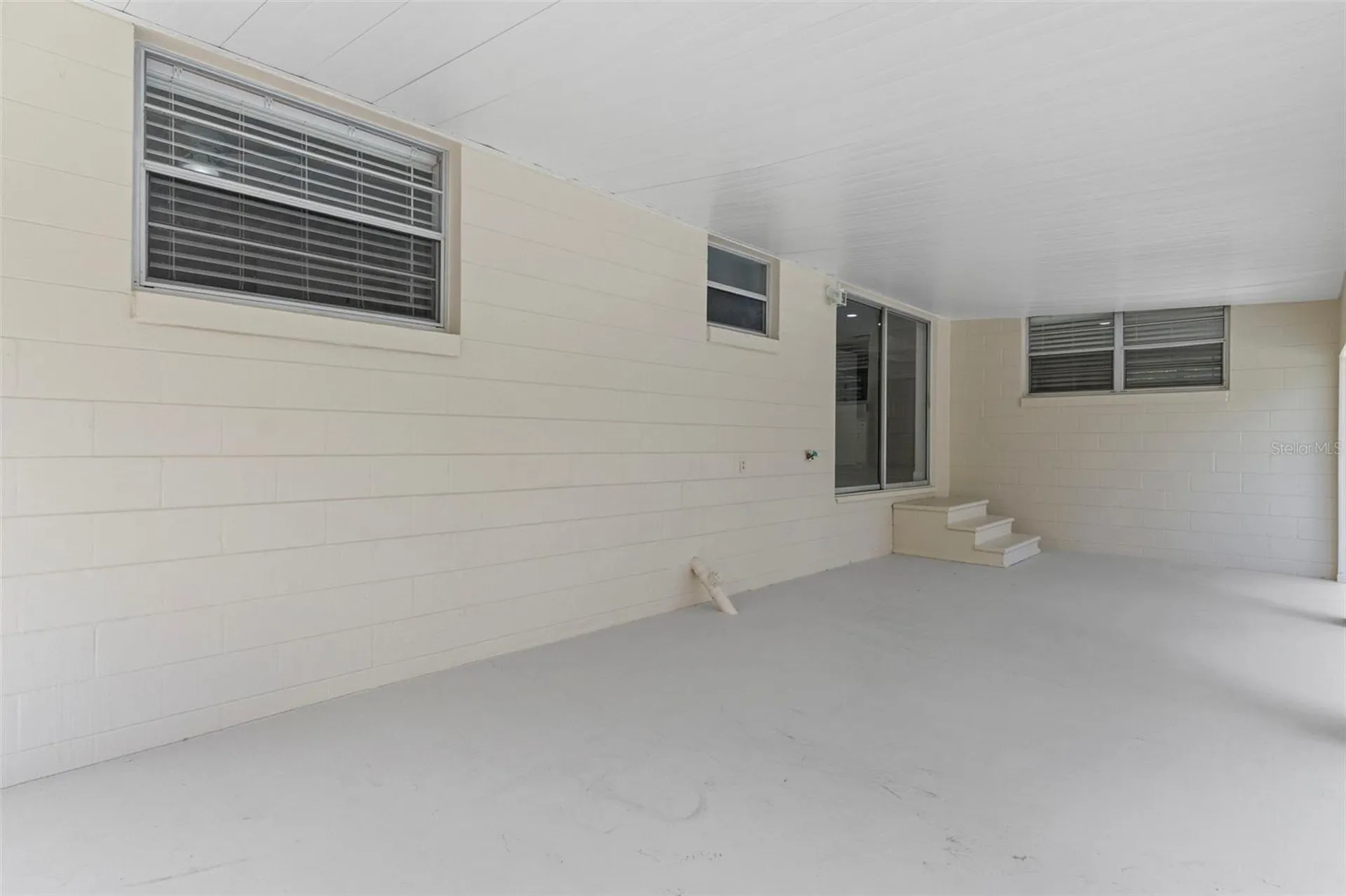 7335 Blackbird Avenue Weeki Wachee FL 34613