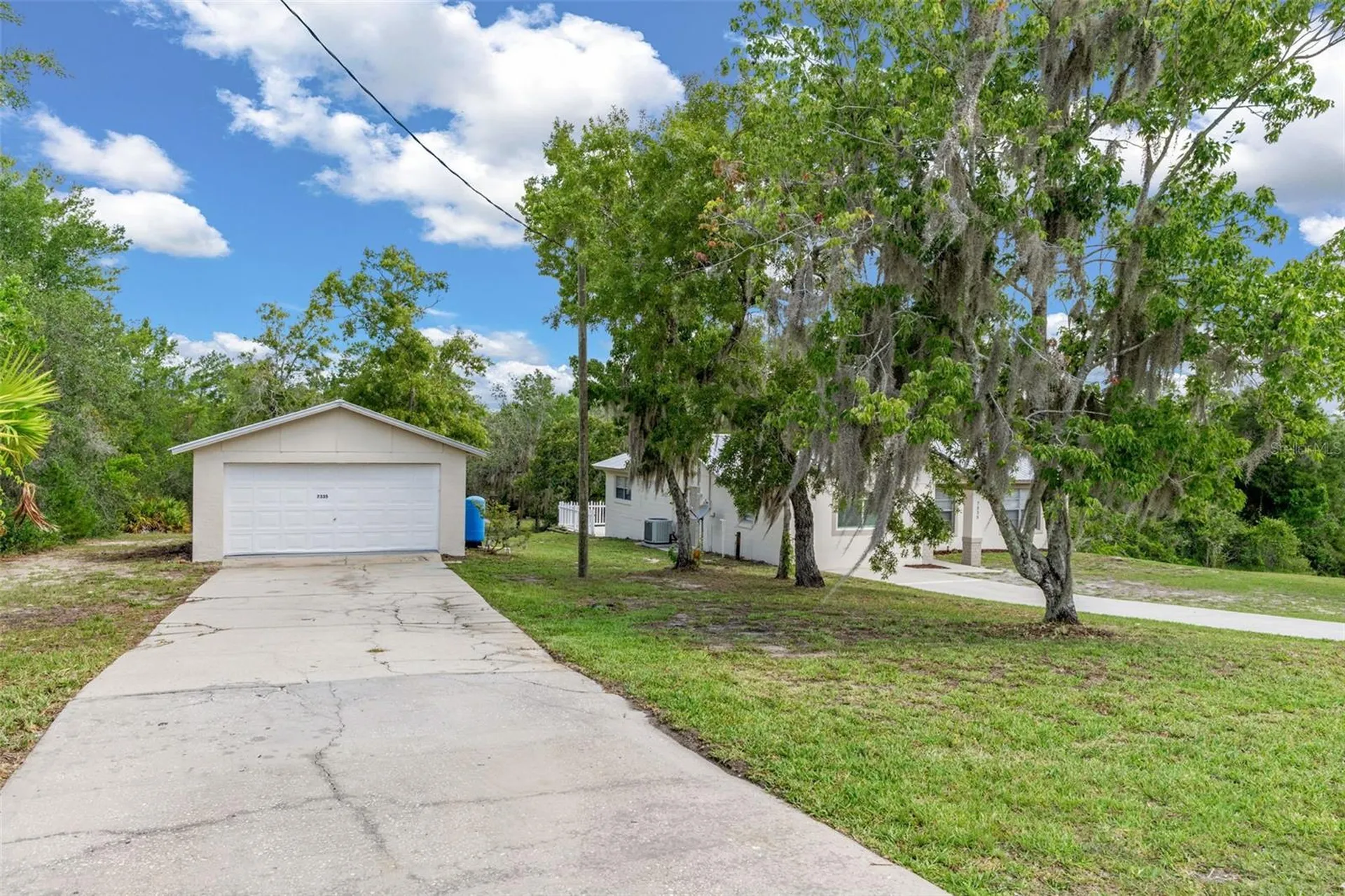 7335 Blackbird Avenue Weeki Wachee FL 34613