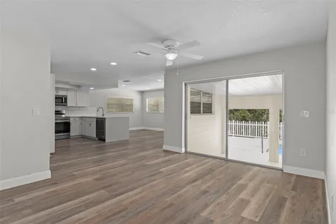 7335 Blackbird Avenue Weeki Wachee FL 34613