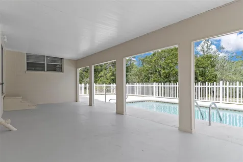7335 Blackbird Avenue Weeki Wachee FL 34613