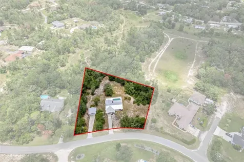 7335 Blackbird Avenue Weeki Wachee FL 34613