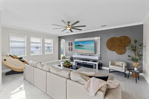 612 Via Isabelle Drive Debary FL 32713