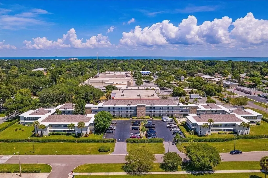 6100 12th Street S St Petersburg FL 33705