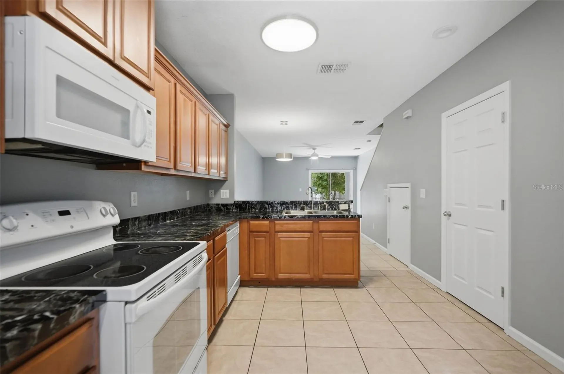 5822 Nature Terrace Cove Tampa FL 33617