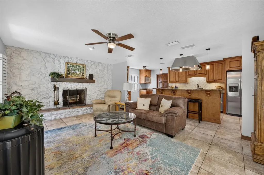 551 Rylane Street De Leon Springs FL 32130