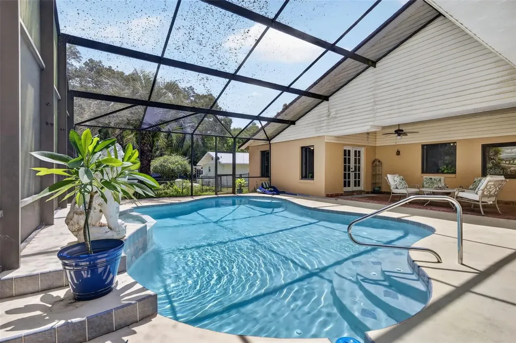 551 Rylane Street De Leon Springs FL 32130