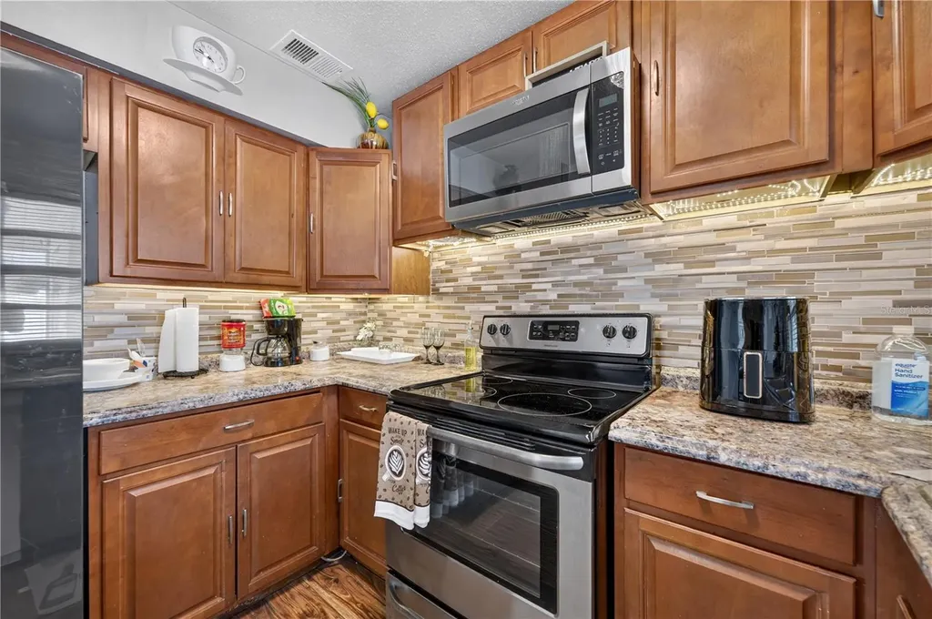 1241 Deerock Drive Orlando FL 32811