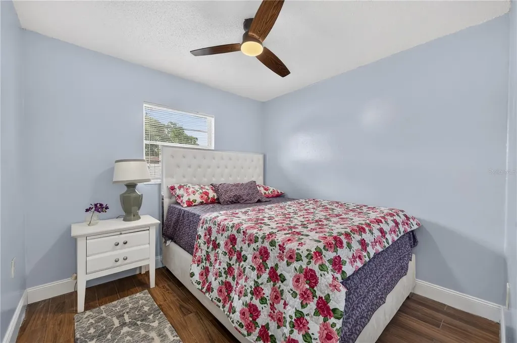 1241 Deerock Drive Orlando FL 32811
