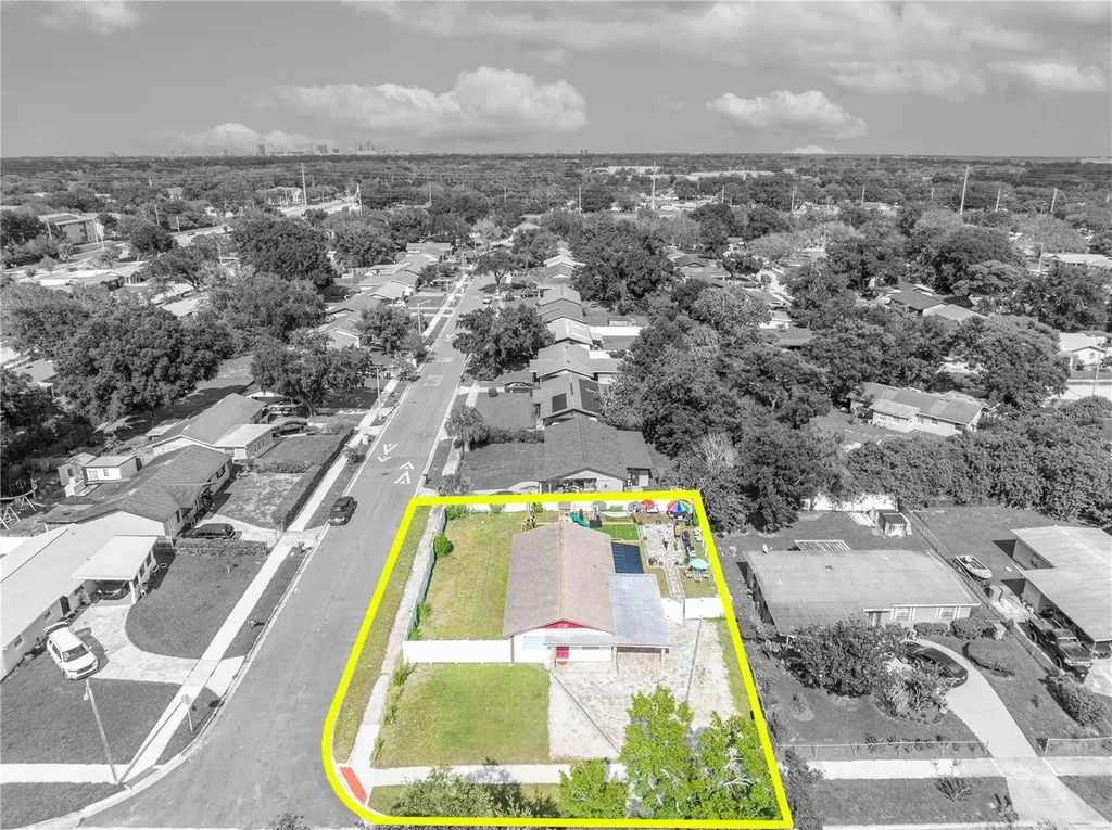1241 Deerock Drive Orlando FL 32811