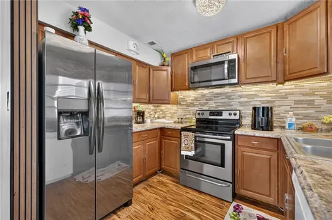 1241 Deerock Drive Orlando FL 32811