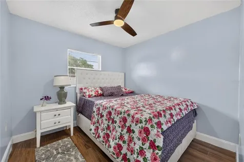 1241 Deerock Drive Orlando FL 32811
