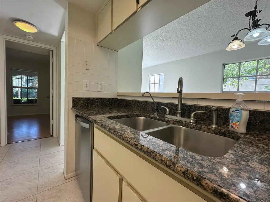 3004 Bonaventure Circle Palm Harbor FL 34684