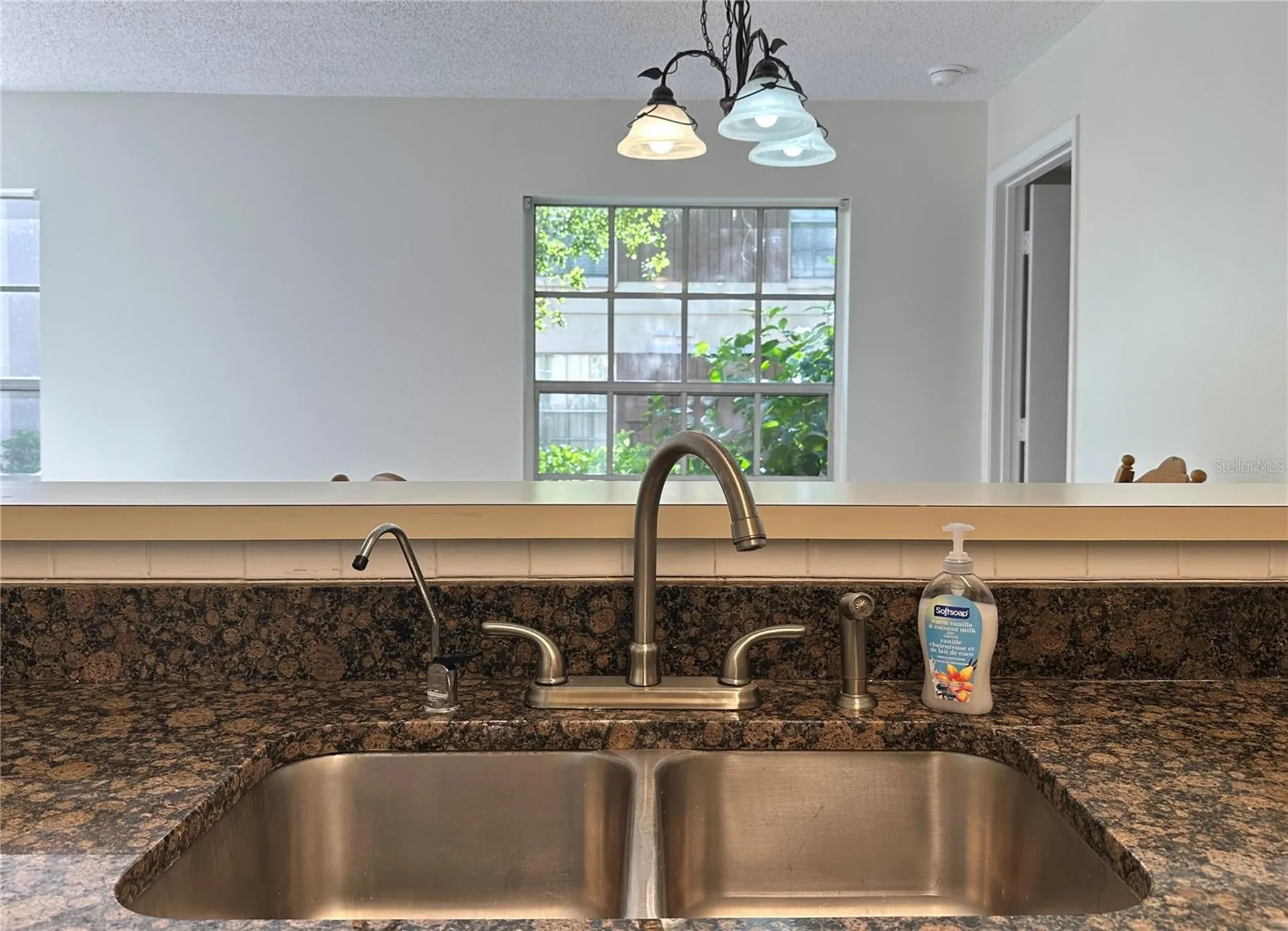 3004 Bonaventure Circle Palm Harbor FL 34684