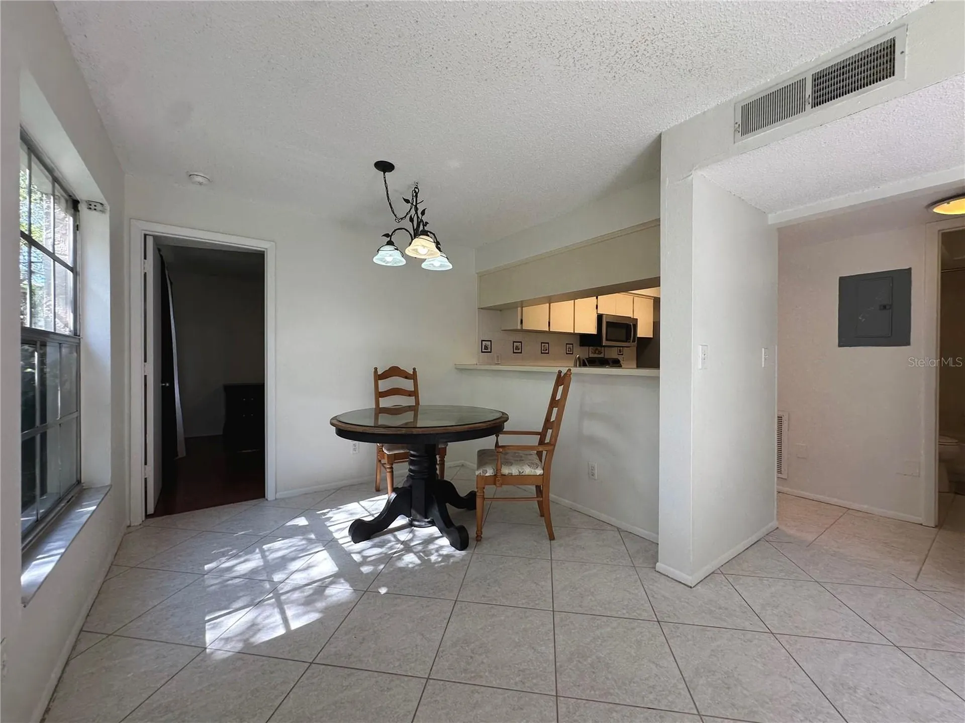 3004 Bonaventure Circle Palm Harbor FL 34684