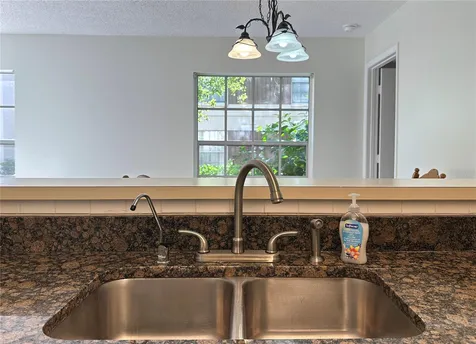 3004 Bonaventure Circle Palm Harbor FL 34684