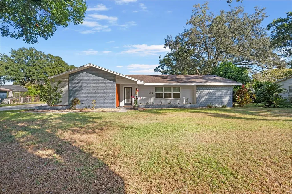 608 Overhill Drive Brandon FL 33511