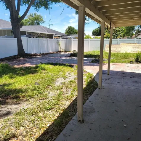 7002 Blossom Avenue Tampa FL 33614