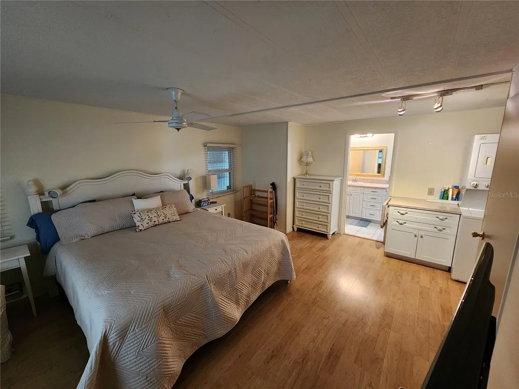 808 53rd Avenue E Bradenton FL 34203