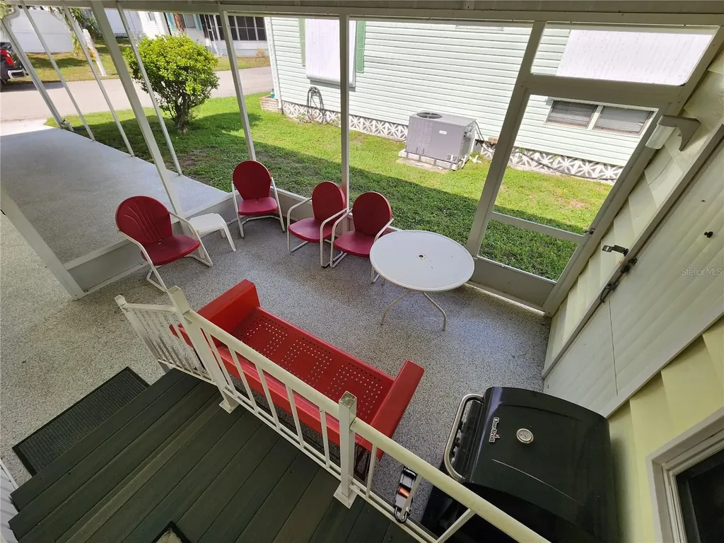 808 53rd Avenue E Bradenton FL 34203