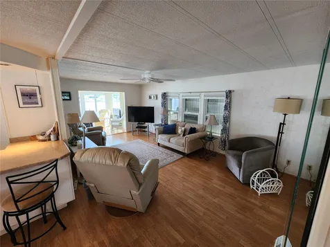 808 53rd Avenue E Bradenton FL 34203