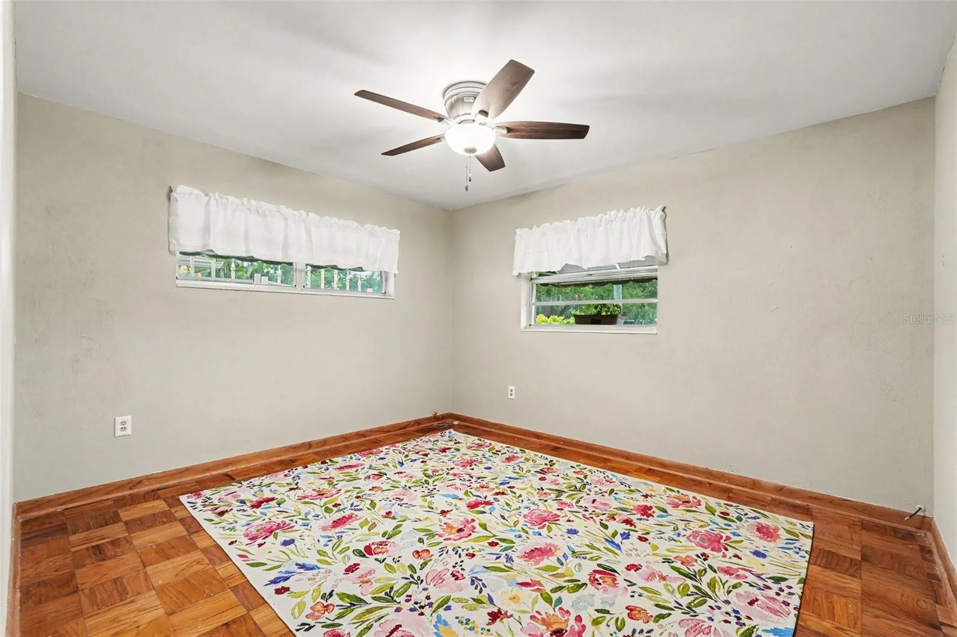 10308 N Oakleaf Avenue Tampa FL 33612