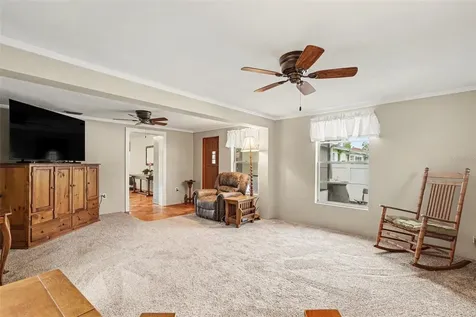 10308 N Oakleaf Avenue Tampa FL 33612