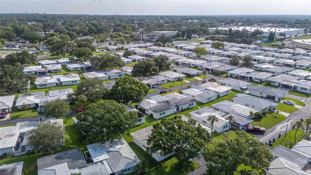 616 Cottage Lane Lakeland FL 33803