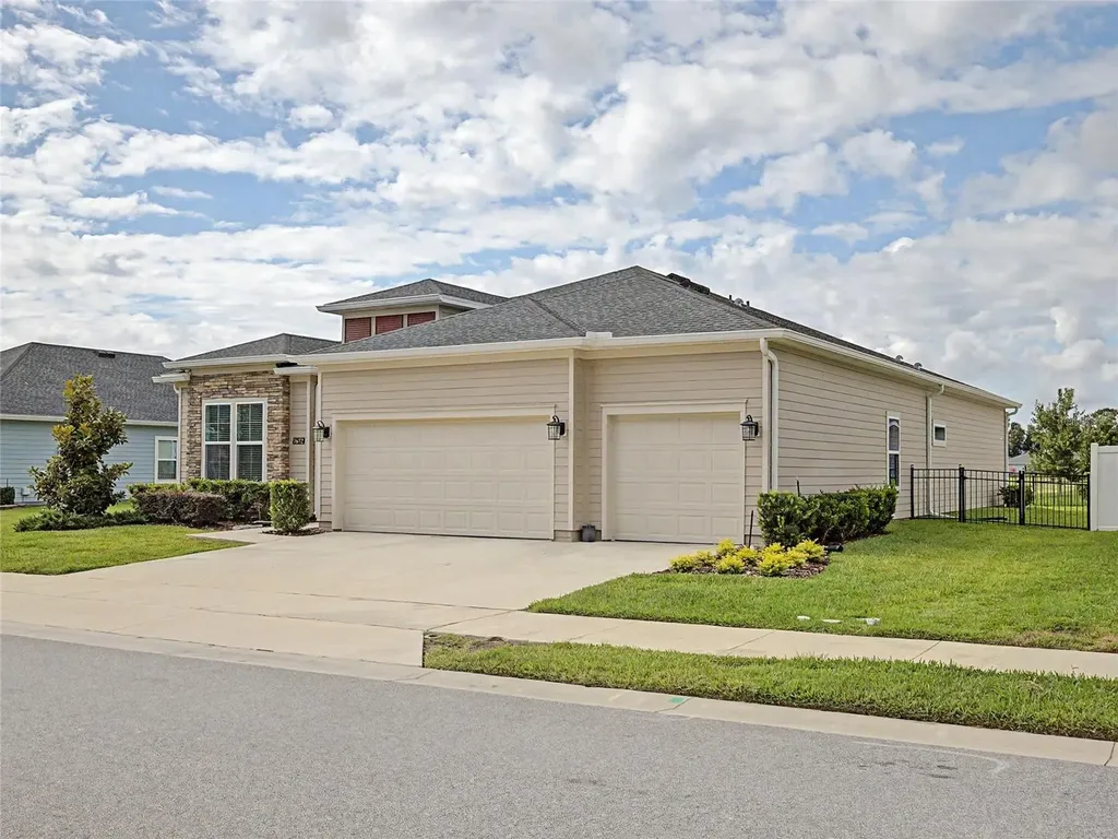 7672 SW 74th Loop Ocala FL 34481
