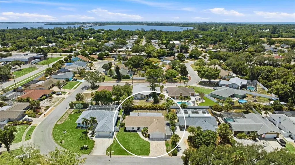 206 73rd Street NW Bradenton FL 34209
