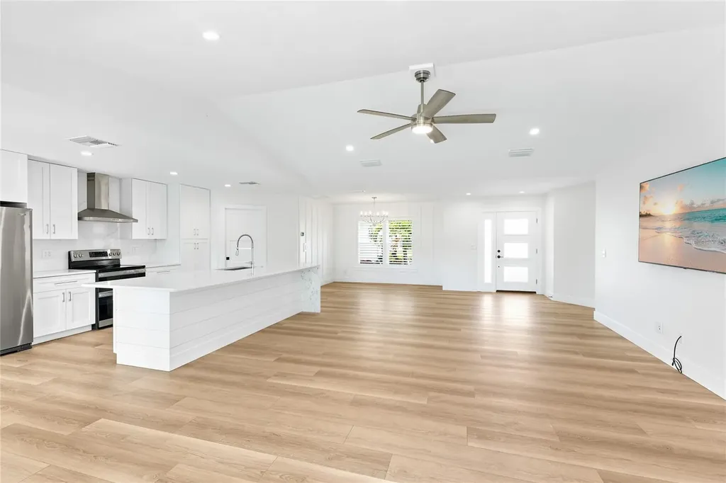 206 73rd Street NW Bradenton FL 34209