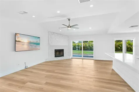 206 73rd Street NW Bradenton FL 34209