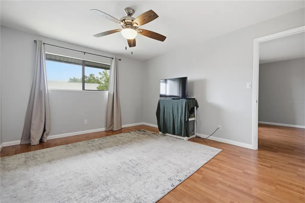 6033 34th Street W Bradenton FL 34210