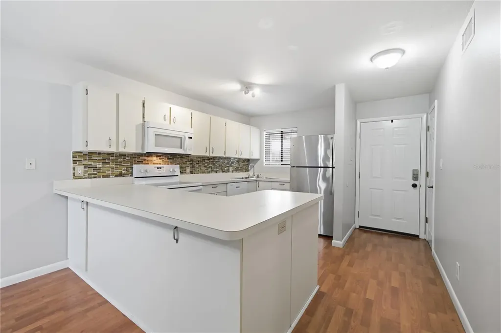 6033 34th Street W Bradenton FL 34210